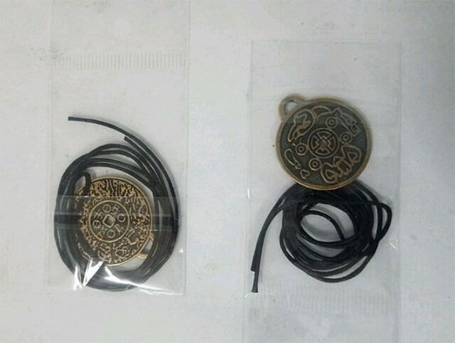 相信皇家护身符